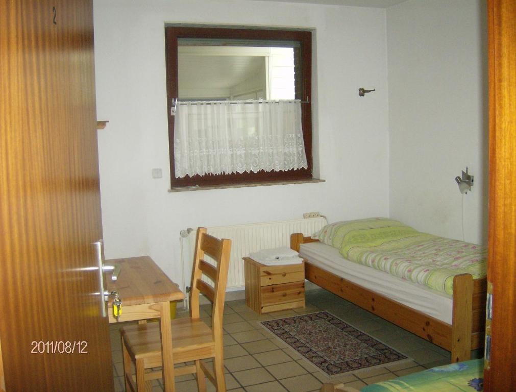 Gaestehaus Terrana Wathlingen الغرفة الصورة